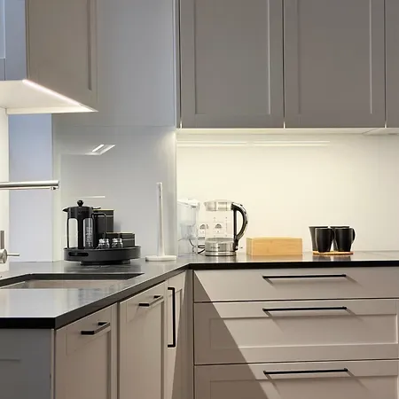 Prestigious Location - 2 Bedrooms - 6 Guests - Centre Ryga