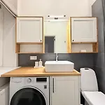 Design With 2 Bathrooms - Blaumana Street