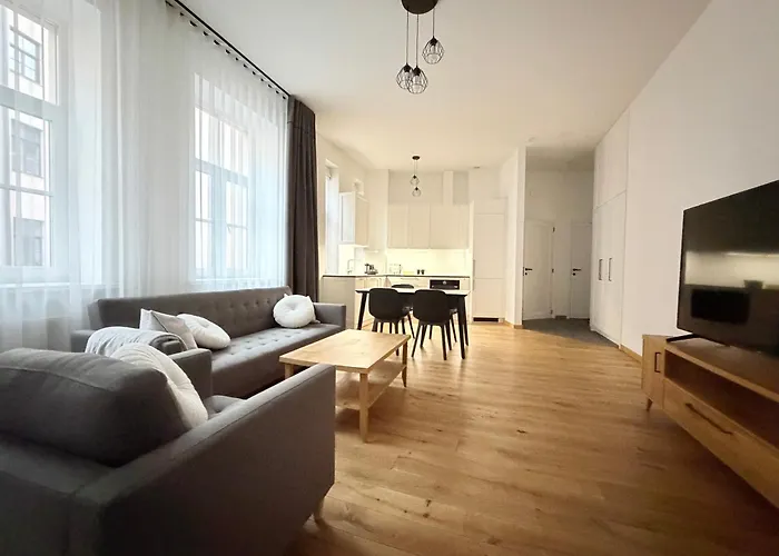 Dzīvoklis Prestigious Location - 2 Bedrooms - 6 Guests - Centre Riga