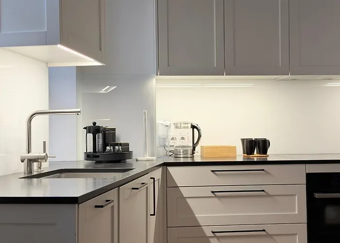 Prestigious Location - 2 Bedrooms - 6 Guests - Centre Riga