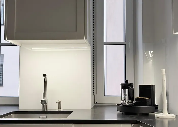 Dzīvoklis Prestigious Location - 2 Bedrooms - 6 Guests - Centre Riga